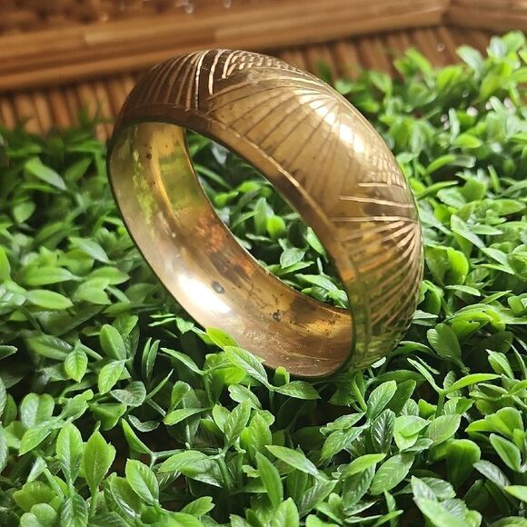Vintage Brass Bangle - Picture 5 of 8